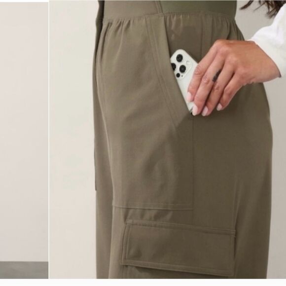 NWT Athleta Brooklin Long Sleeve Jumpsuit Im Army Green Size 16 - Picture 13 of 15